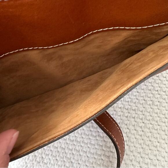 Patricia Nash London Heritage Collection Cognac Smooth Leather Saddle Crossbody - Picture 16 of 16